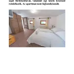 Sunset Apartmanhaz 3*