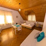 בית הארחה Sunset Apartmanhaz