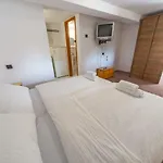Sunset Apartmanhaz באלאטונפורד