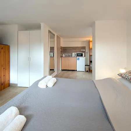 Sunset Apartmanhaz 3* バラトンフレド