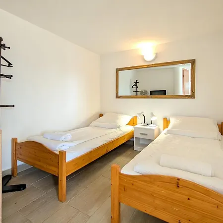 Sunset Apartmanhaz 3* バラトンフレド