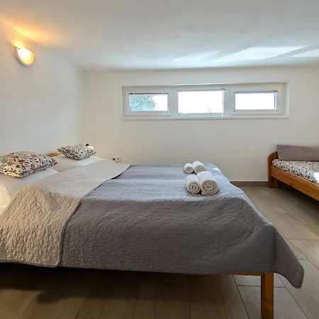 Sunset Apartmanhaz 3* バラトンフレド