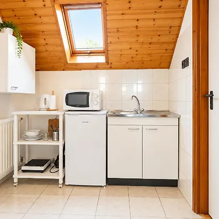 Sunset Apartmanhaz Гостевой дом Балатонфюред